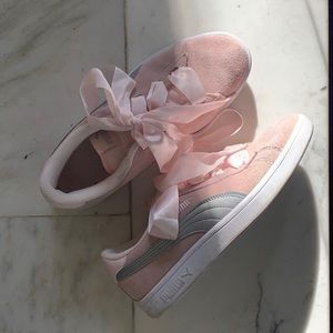 Puma Suede Sneakers with ribbon laces